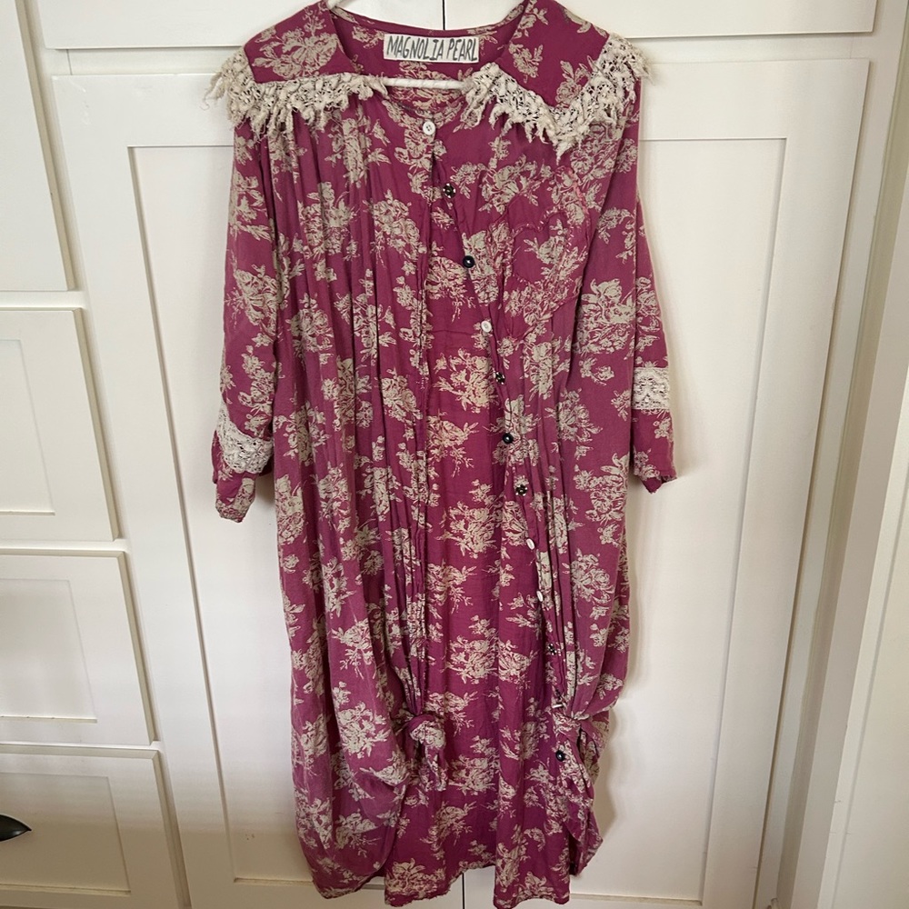 Magnolia Pearl duster.